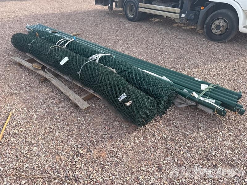 Qte De Grillage Avec Poteaux Qty Of Site Fence Muut