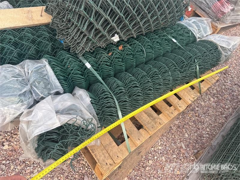 Qte De Grillage Avec Poteaux Qty Of Site Fence Muut