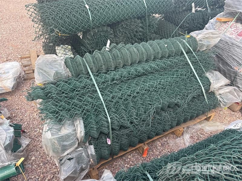 Qte De Grillage Avec Poteaux Qty Of Site Fence Muut