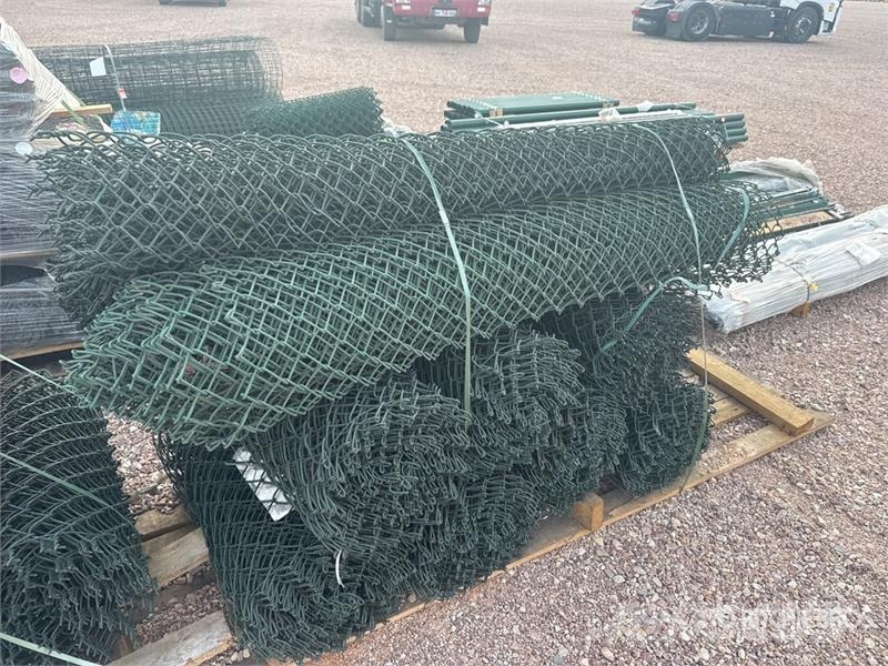 Qte De Grillage Avec Poteaux Qty Of Site Fence Muut