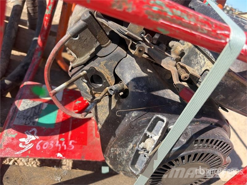  Qte De Materiel De Location Qty Of Rental Equipmen Autres accessoires