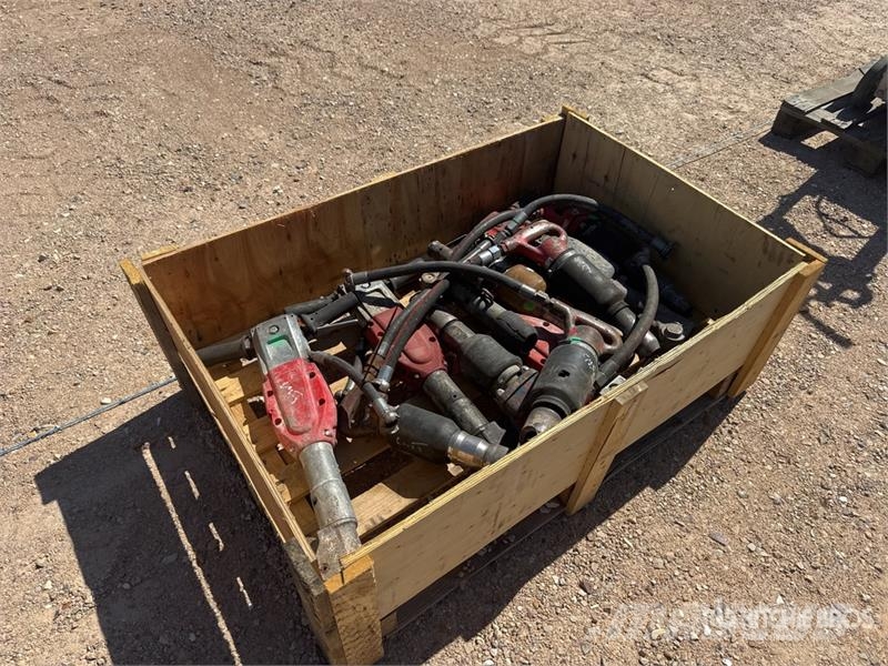 Qte De Materiels De Location Qty Of Rental Equipme Muut