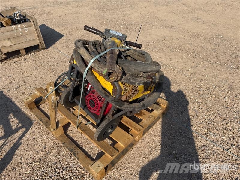 Qte De Materiels De Location Qty Of Rental Equipme Altri componenti