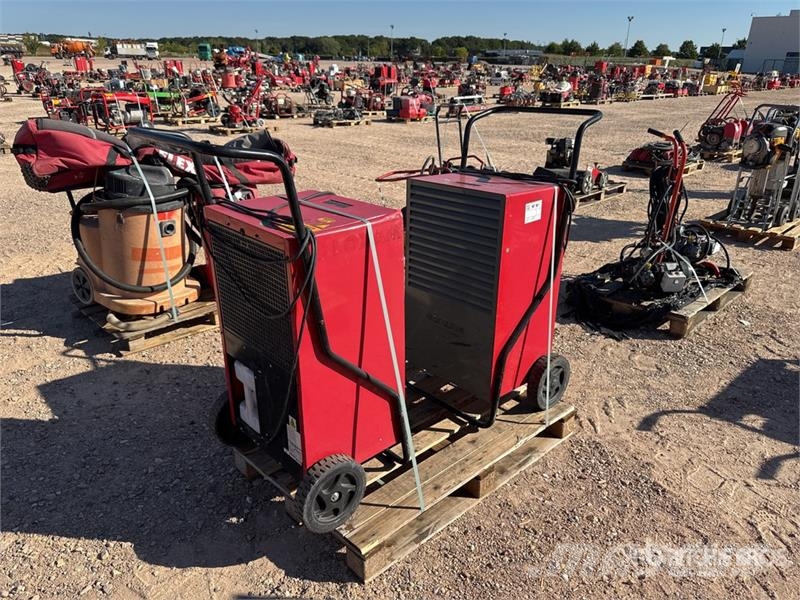 Qte De Materiels De Location Qty Of Rental Equipme Altri componenti