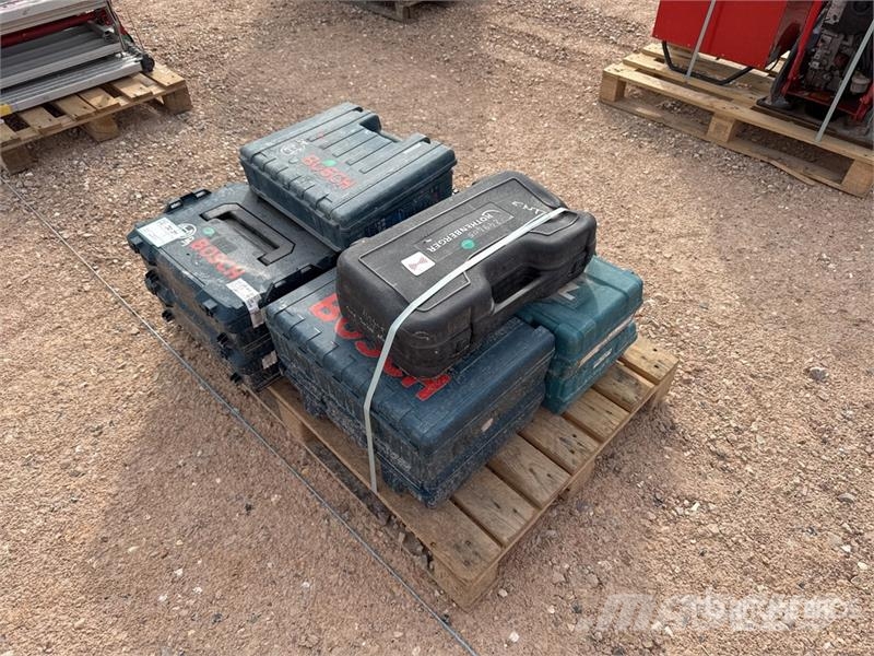 Qte De Materiels De Location Qty Of Rental Equipme Muut