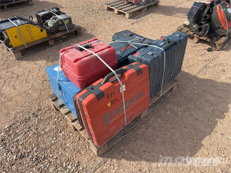  Qte De Materiels De Location Qty Of Rental Equipme Muut