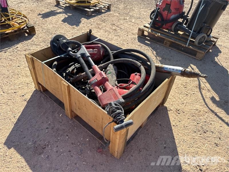  Qte De Materiels De Location Qty Of Rental Equipme Muut