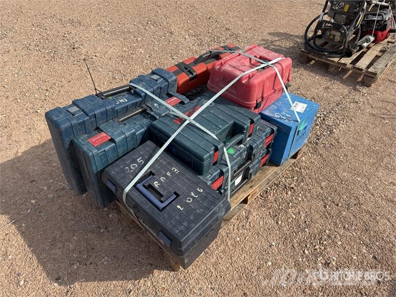  Qte De Materiels De Location Qty Of Rental Equipme Muut