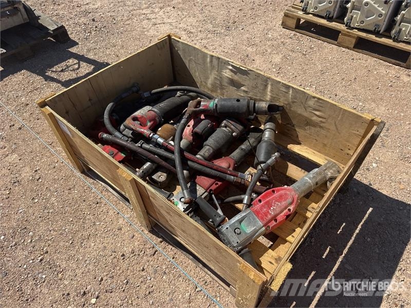 Qte De Materiels De Location Qty Of Rental Equipme Muut