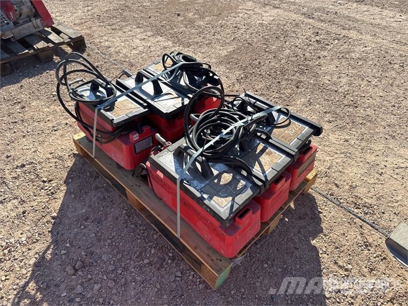  Qte De Materiels De Location Qty Of Rental Equipme Muut