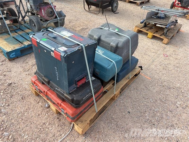 Qte De Materiels De Location Qty Of Rental Equipme Inne akcesoria