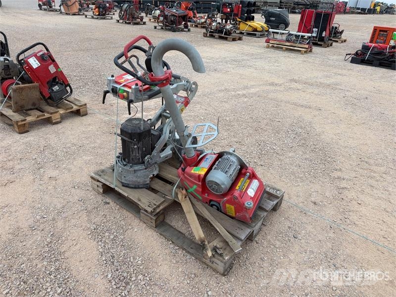 Qte De Materiels De Location Qty Of Rental Equipme Inne akcesoria