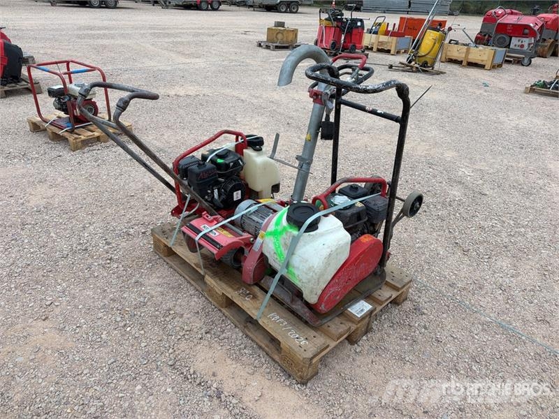Qte De Materiels De Location Qty Of Rental Equipme Inne akcesoria