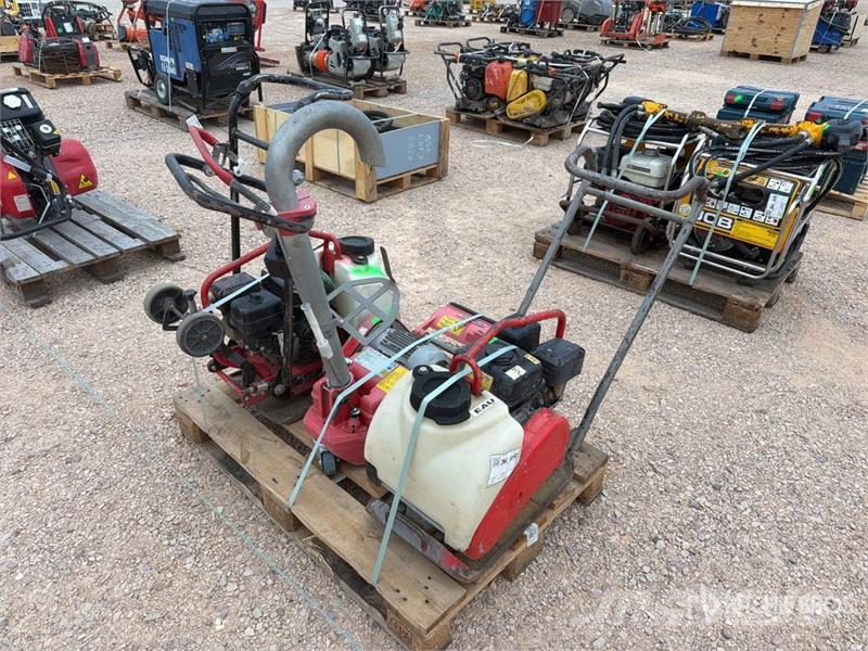 Qte De Materiels De Location Qty Of Rental Equipme Inne akcesoria
