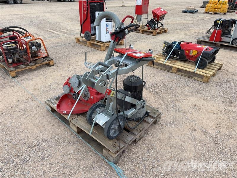 Qte De Materiels De Location Qty Of Rental Equipme Inne akcesoria