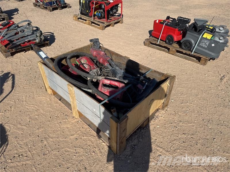  Qte De Materiels De Location Qty Of Rental Equipme Muut