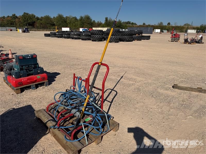  Qte De Materiels De Location Qty Of Rental Equipme Muut