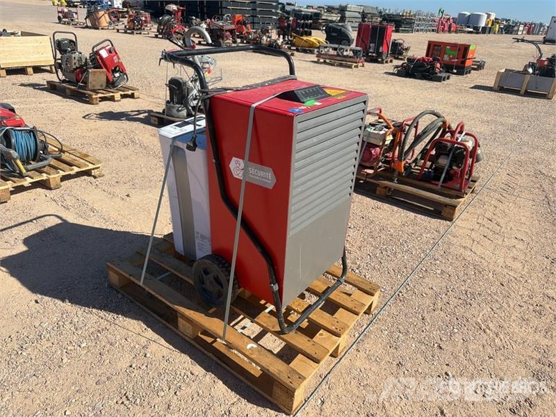 Qte De Materiels De Location Qty Of Rental Equipme Autres accessoires