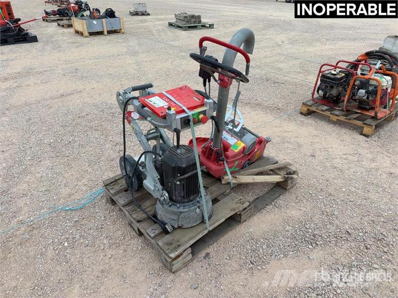 Qte De Materiels De Location Qty Of Rental Equipme Inne akcesoria