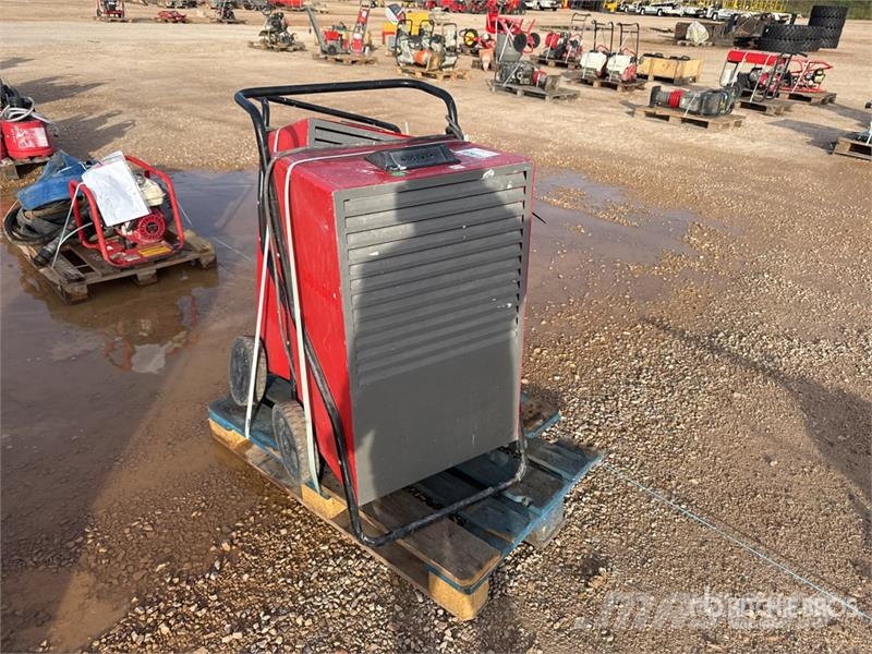  Qte De Materiels De Location Qty Of Rental Equipme Other components