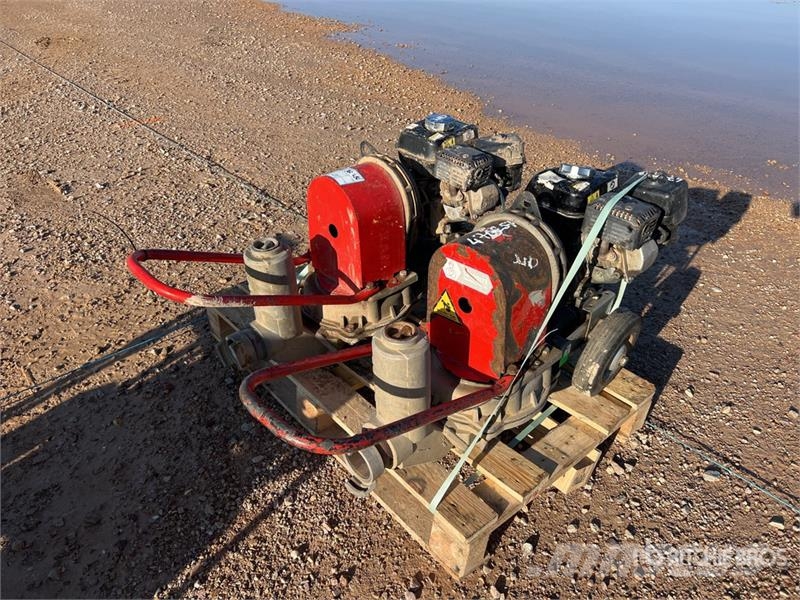 Qte De Materiels De Location Qty Of Rental Equipme Inne akcesoria