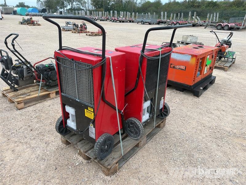 Qte De Materiels De Location Qty Of Rental Equipme Inne akcesoria