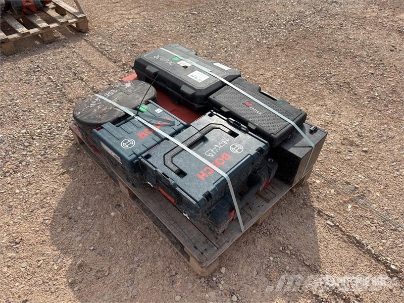  Qte De Materiels De Location Qty Of Rental Equipme Muut