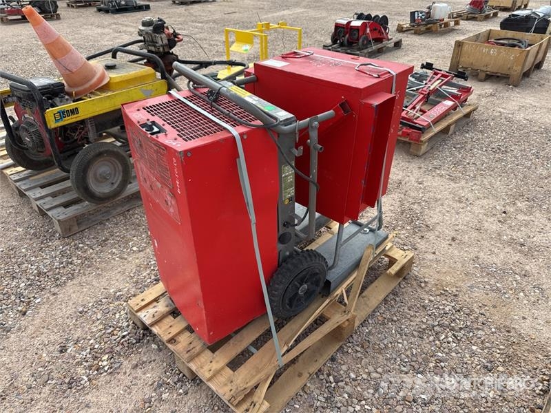  Qte De Materiels De Location Qty Of Rental Equipme Muut