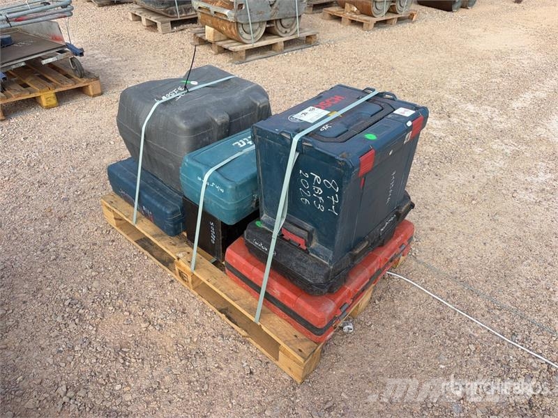 Qte De Materiels De Location Qty Of Rental Equipme Inne akcesoria