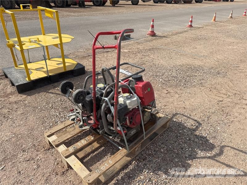  Qte De Materiels De Location Qty Of Rental Equipme Muut