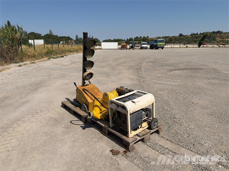 Qte De Materiels Industriels Qty Of Industrial Equ Bouw - Overige