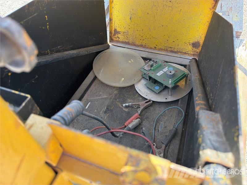 Qte De Materiels Industriels Qty Of Industrial Equ Bouw - Overige