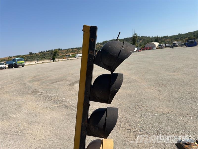 Qte De Materiels Industriels Qty Of Industrial Equ Bouw - Overige