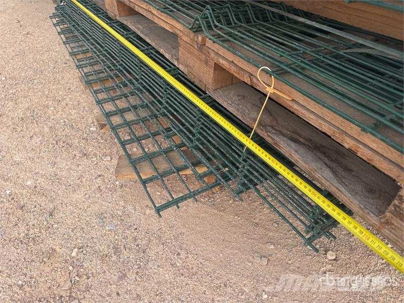 Qte De Panneaux Clotures Qty Of Site Fence Muut