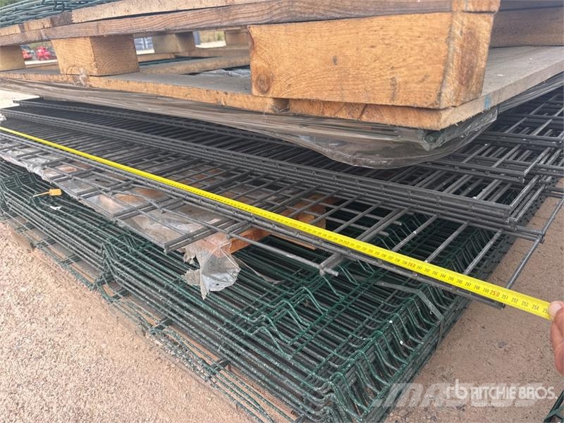 Qte De Panneaux Clotures Qty Of Site Fence Muut