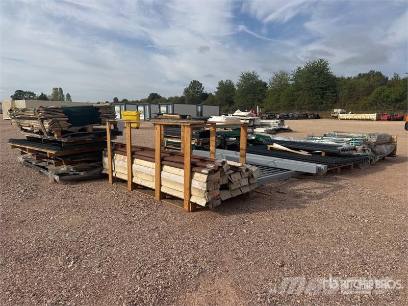 Qte De Panneaux Clotures Avec Poteaux Qty Of Site Muut
