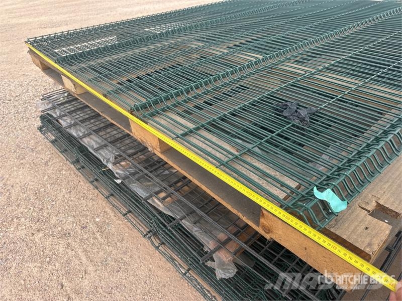 Qte De Panneaux Clotures Qty Of Site Fence Muut