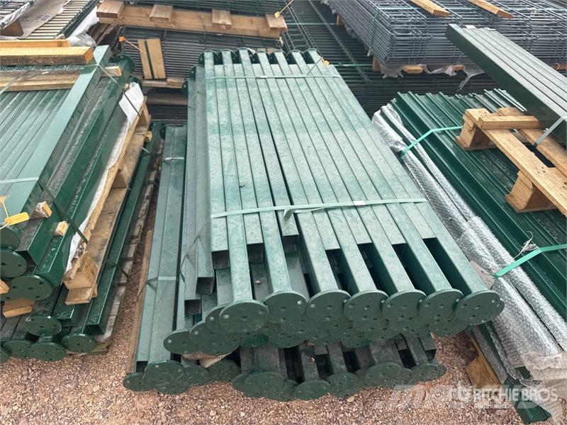  Qte De Panneaux Poteaux Clotures Qty Of Site Fence Muut