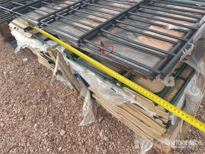  Qte De Panneaux Poteaux Clotures Qty Of Site Fence Muut