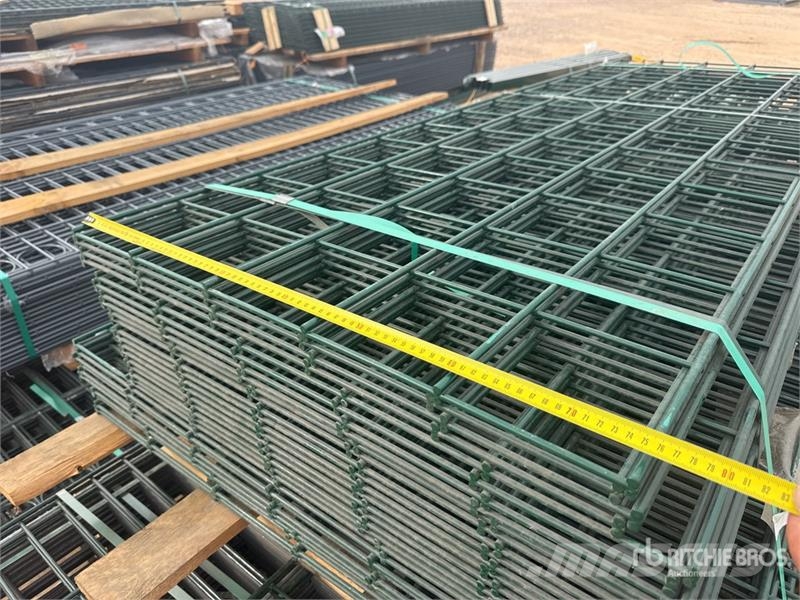  Qte De Panneaux Poteaux Clotures Qty Of Site Fence Muut