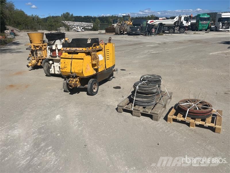 Qte De Pompes A Beton Qty Of Concrete Pump Kamionske črpalke za beton