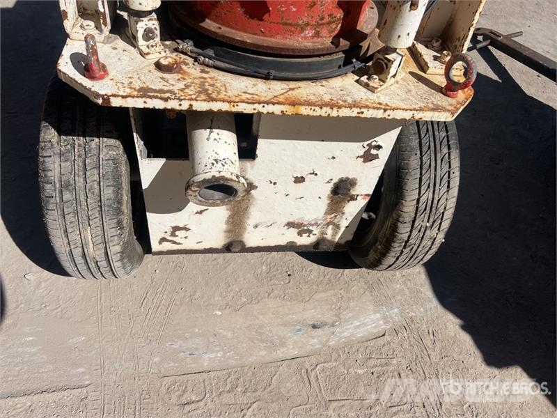 Qte De Pompes A Beton Qty Of Concrete Pump Kamionske črpalke za beton