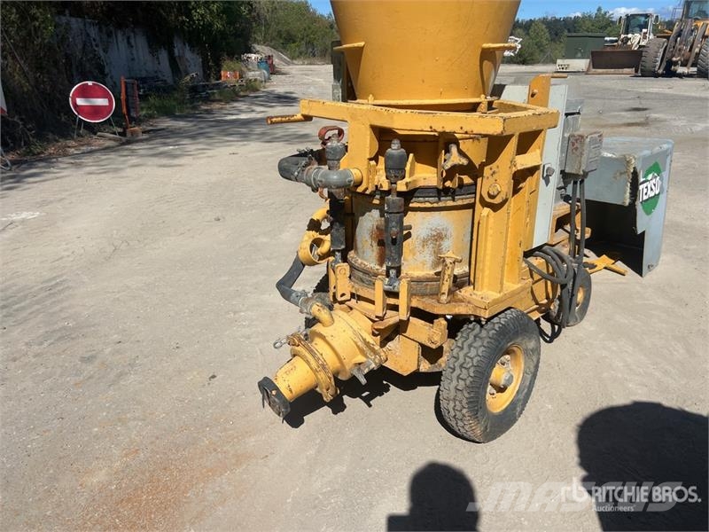 Qte De Pompes A Beton Qty Of Concrete Pump Kamionske črpalke za beton
