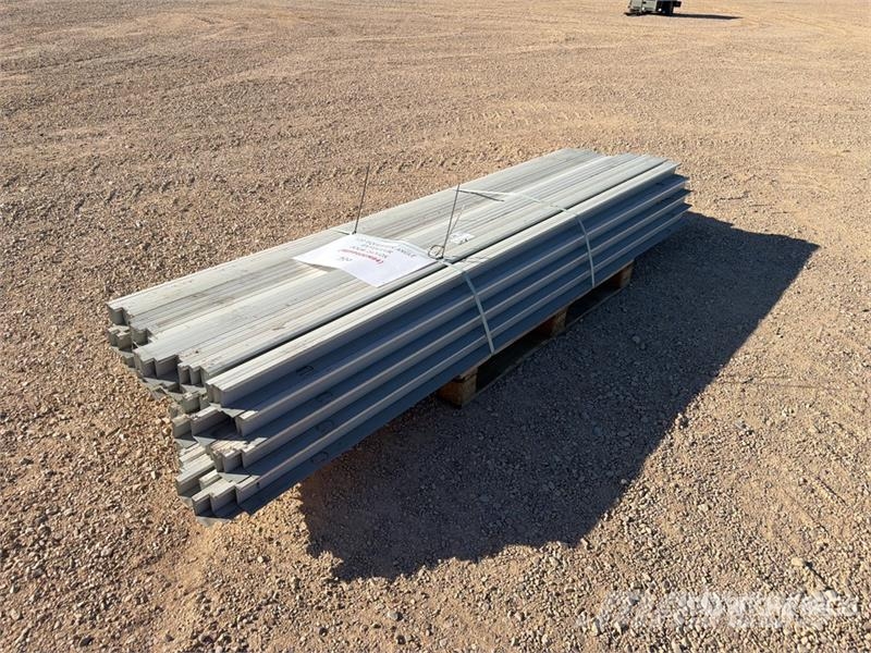Qte De Supports De Panneau Qty Of Pannel Brackets Sonstige Baumaschinen
