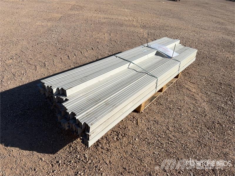 Qte De Supports De Panneau Qty Of Pannel Brackets Sonstige Baumaschinen