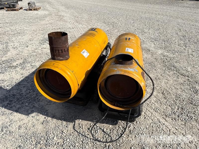 Qty of (2) Space Heater Sildīšanas un atkausēšanas iekārtas