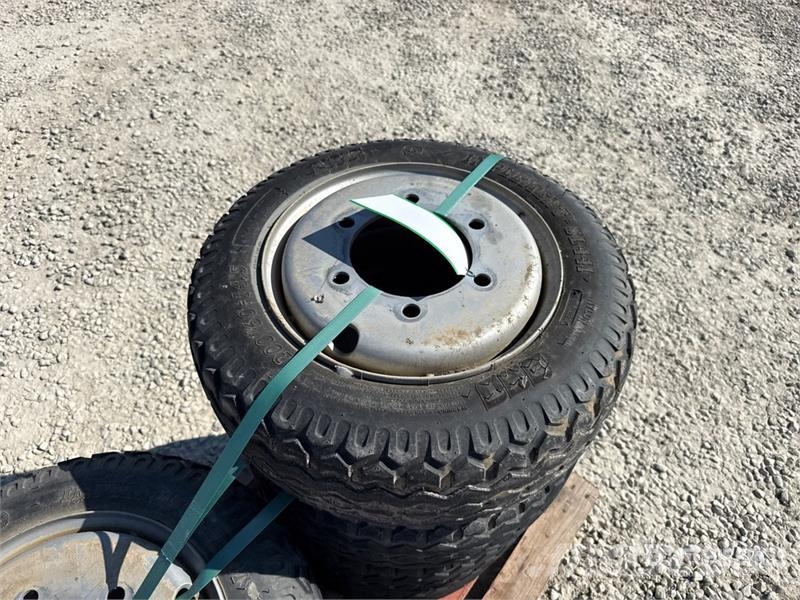 Qty of 7 Tires Други компоненти