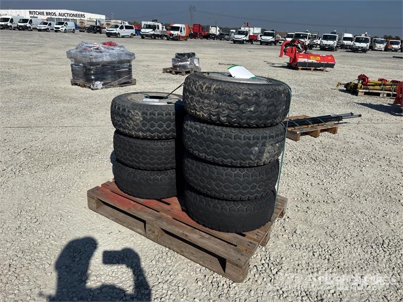 Qty of 7 Tires Други компоненти