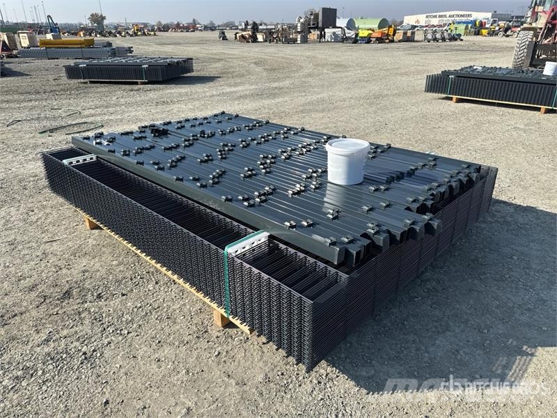 Qty of 75 Meter (1,83m x 2,50) Site Fence (Unused) Andere Zubehörteile