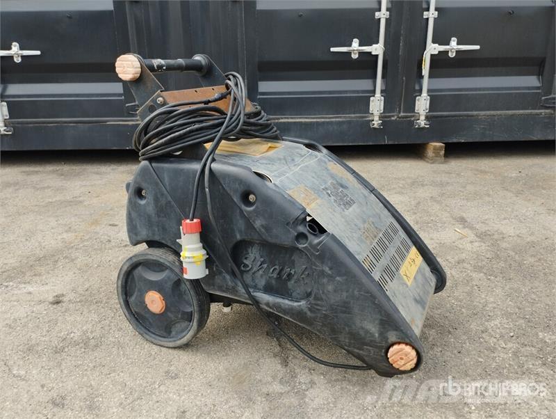  Qty of Equipment Други компоненти